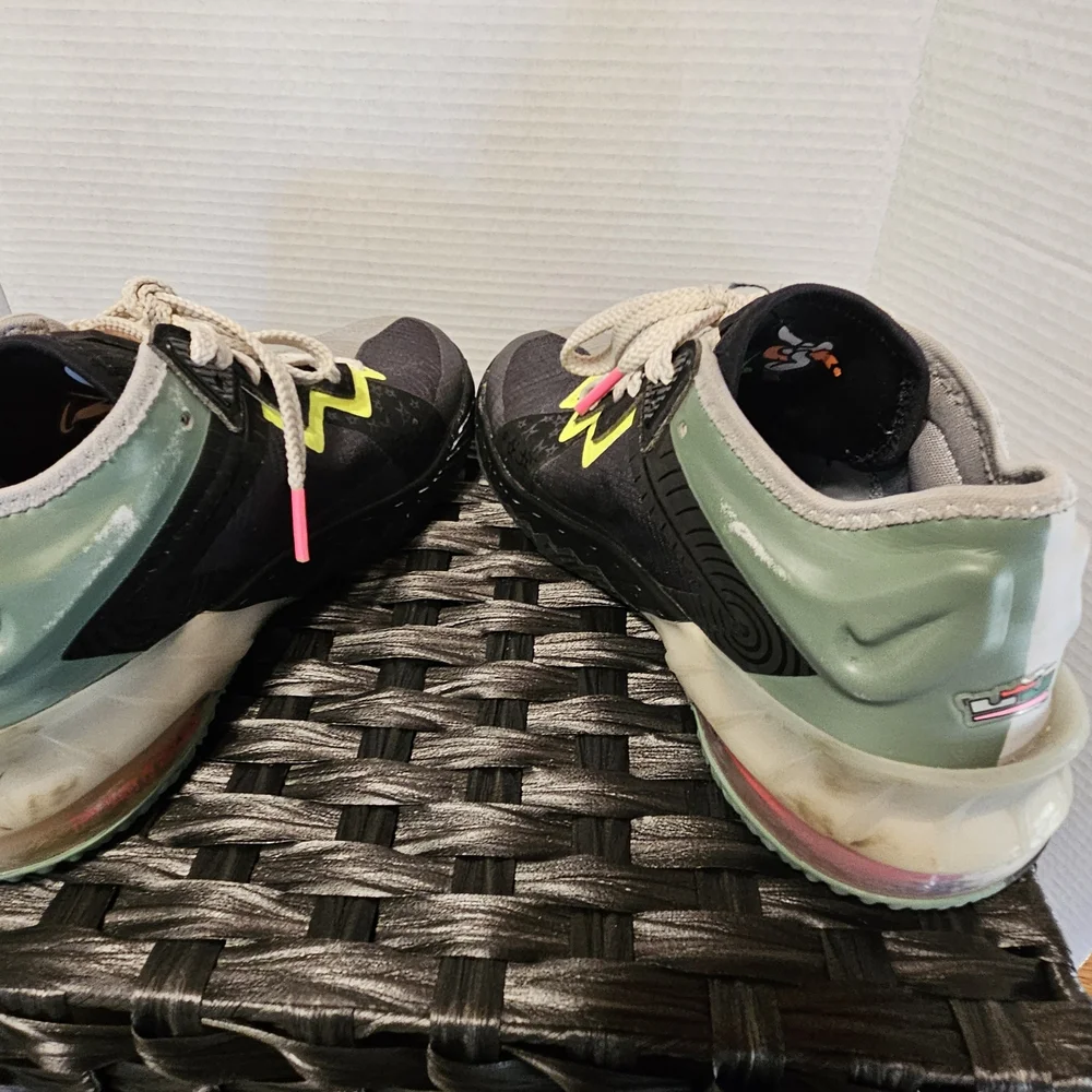 Nike Kids' Multicolor Sneakers with Pink and Yellow Accents Tune Squad Sz 4.5Y